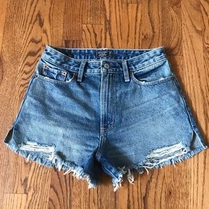 NWT Abercrombie & Fitch Annie High Rise Short